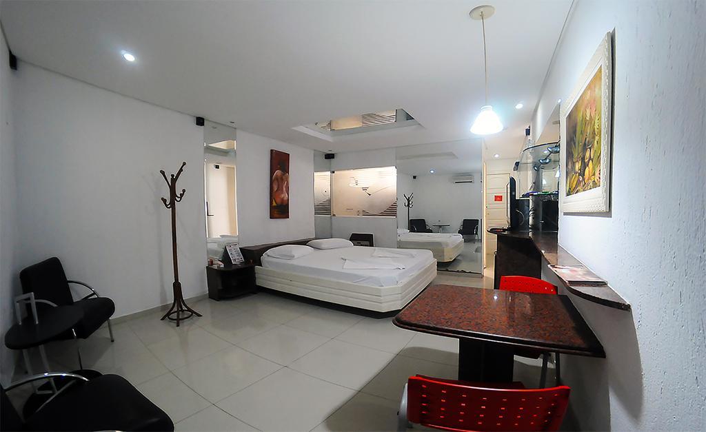 Tititi Motel (Adults Only) Olinda Ngoại thất bức ảnh