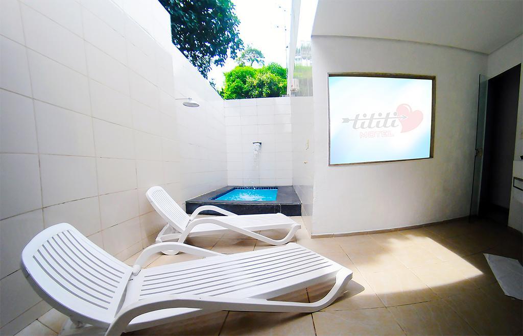 Tititi Motel (Adults Only) Olinda Ngoại thất bức ảnh