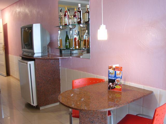 Tititi Motel (Adults Only) Olinda Ngoại thất bức ảnh