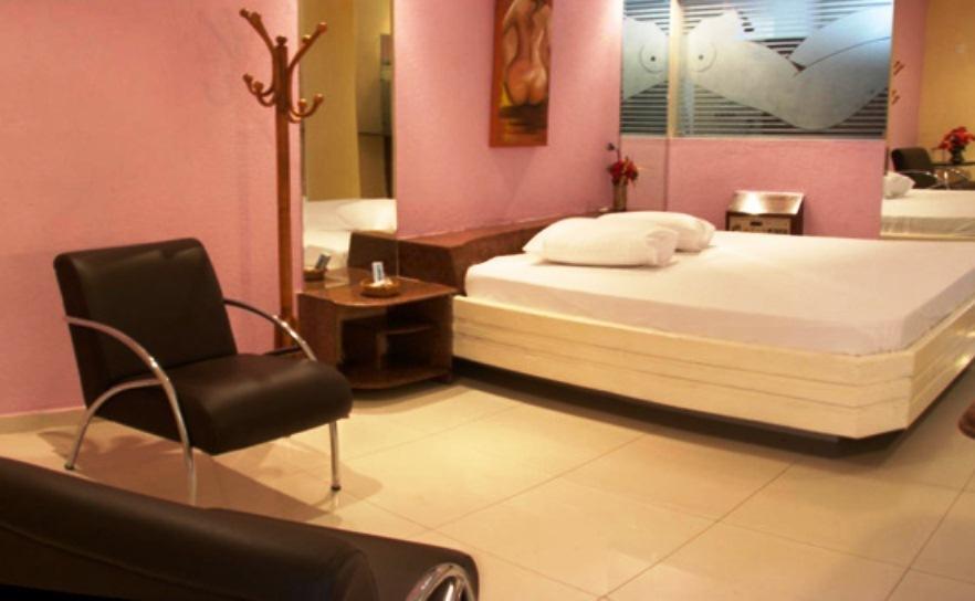 Tititi Motel (Adults Only) Olinda Ngoại thất bức ảnh