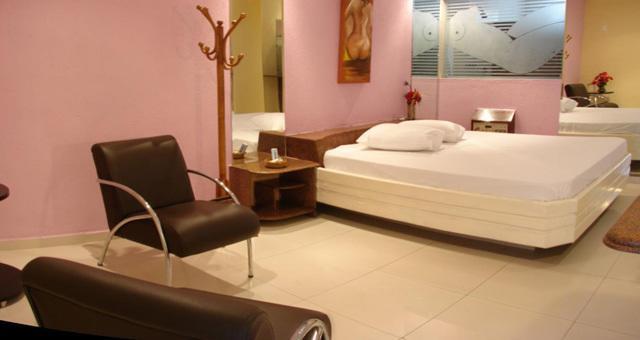 Tititi Motel (Adults Only) Olinda Ngoại thất bức ảnh