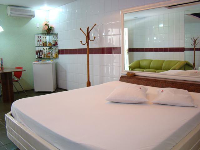 Tititi Motel (Adults Only) Olinda Phòng bức ảnh